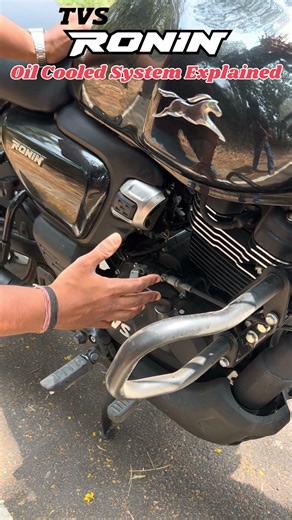 How does oil cooling works in bike. #automobile #oilcooler #shorts #viralshort #short