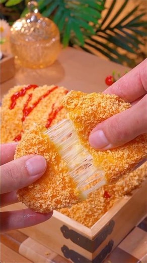 Deep Fried Cheese Buns Recipe in 1 Minute!🥪