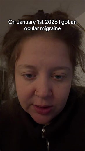 ocular migraines do not crunch #doesitcrunch #migraine #omen