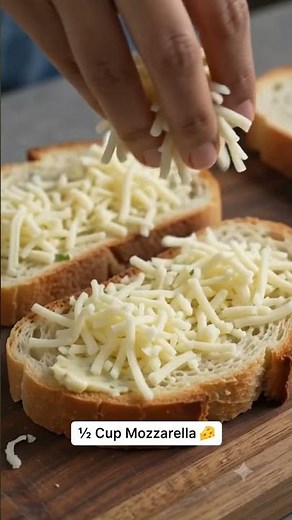 The CRISPIEST Cheesy Garlic Bread You’ll Ever Make! 🧄🧀 (High CTR & Punchy)