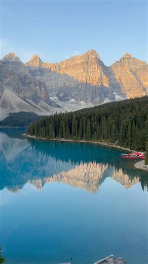 Natures’s Masterpiece.#morainelake #banff#alberta#explore#travel#youtube