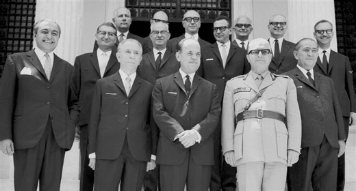 21 Απριλίου 1967: Το πραξικόπημα που «πάγωσε» την Ελλάδα – Πώς ξεκίνησε η δικτατορία
