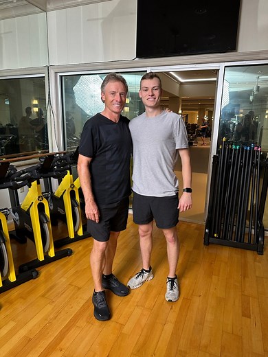 Bernhard Langer shares the exercise that cured his back pain. 💪 All it took was a door frame. | PGA TOUR Champions