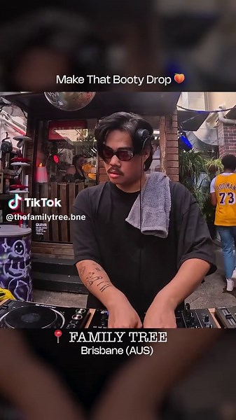 Davey in the flow state 🌊 Next Day Party ➡️ Saturday April 19th ☀️ Ticket Link In Bio 🎟️ #familytreebne #mybrisbane #dayparty #bailefunk #gqom #ukg @DAVEY 🪴