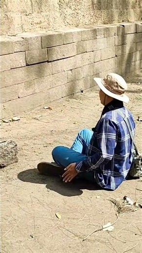 VIRAL !!! TELAH DITEMUKAN TEMBOK KUNO MAJAPAHIT DI ATAS GUNUNG ANJASMORO ?!