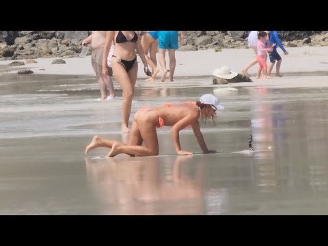 HOT GIRL🔥 orange🧡 g string thong bikini woman filming TikTok and Instagram try on haul public beach