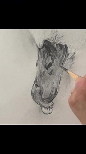 How to draw realistic Water Drops 💧 (Step by Step)