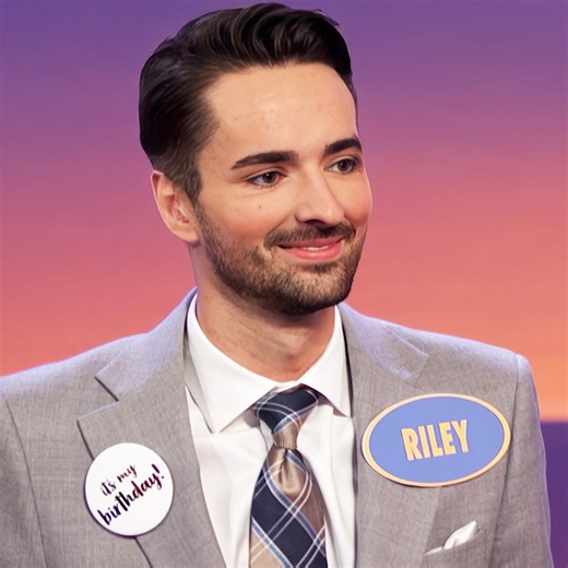 232K views · 3K reactions | Top 8 words to describe a very attractive person.  | Family Feud | Facebook