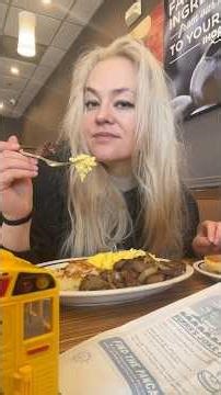 Breakfast at an American Restaurant 🍳🇺🇸 Breakfast at an American Restaurant #breackfast #america