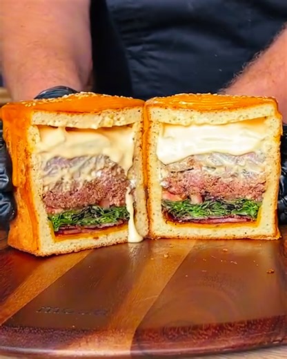 327K views · 1.4K reactions | Introducing the Minecraft burger  | FOODbible | Facebook