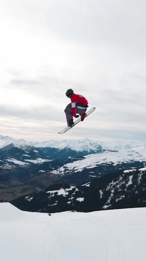 With the drone ❤️🪲 #snowboarding #snow #fyp #ski #capcut #foryou #trendingvideo #fypシ゚ #love #music