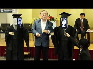 卒業生も在校生もアバター「臨場感あった」オンライン大学卒業式