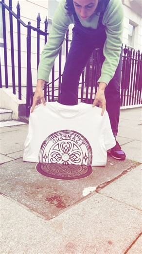 Prints in Progress Episode 11: 🇬🇧 London - Coal Covers Series. Here we are printing another beautiful public artworks from Londons industrial age. They are just everywhere in the city and once you start noticing them you can easily get obsessed! We really love this one. It’s really impressive and special in its design! Please let us know how you like it and if it would be a nice one to turn it into a T-Shirt design for our onlineshop. #coalholecover #londondesign #streetarttshirt #londontshirt