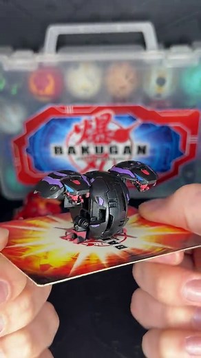 Bakugan Delta Pyrus Dragonoid Challenges Darkus Dual Hydranoid