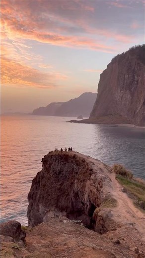 Madeira sits closer to Africa than to mainland Europe?