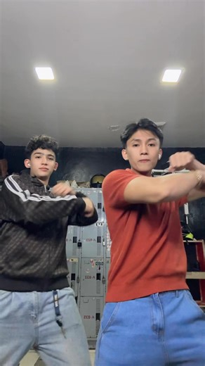 palo amputa😆 apollo world class male model #Apollo | Elmo Moreno