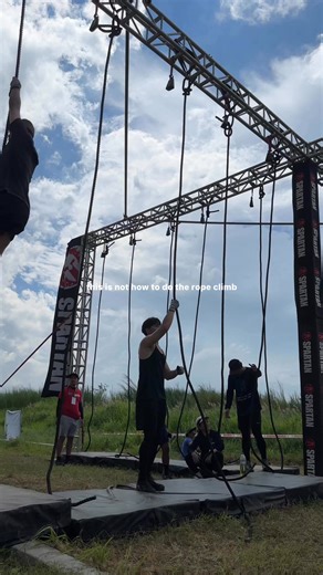 The proper way is to do foot lock technique which I don't know how to do🤣 | Adrian Insigne