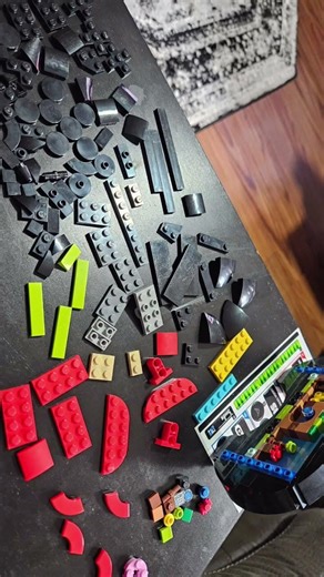 Lego Sega Genesis controller & Sonic the Hedgehog