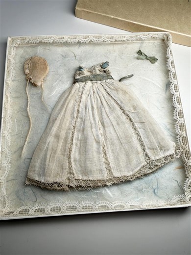 Antique Doll's Dress & Bonnet in Original Lace Lined Retailer's Box - Etsy