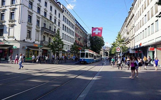 使用OpenCV调用SSD实现物体检测