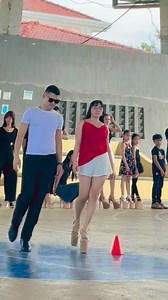 DVMA RUNWAY STRUTS|BATCH 20 MODELING SESSION👠🤸 #dvma #fypシ゚ #reelsfypシ #highlightsシ゚ #foryoupageシ #ModelingWorkshop #everyonehighlights #PasarelaCoach | Ronel Melanio Cañete