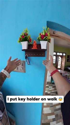 I put key holder on wall 😰￼