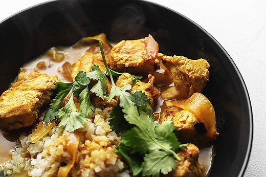 I love Indian Curry and I love how easy it is to make...especially this Indian Curry Chicken recipe! We do not skimp on the seasonings for maximum flavor! This is a very mild curry but you can make it spicy if you like. Printable Recipe: https://jenniferbanz.com/easy-indian-curry-chicken | Low Carb Recipes with Jennifer