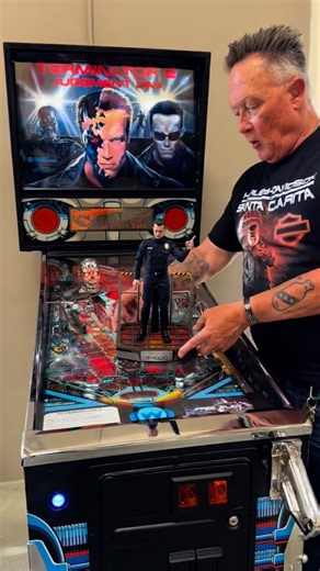 ROBERT PATRICK on Instagram: "Kinda obsessed with this little guy 😂 little T-1000 is gettin’ around.. thanks Andy at @sideshow for this awesome dude!"