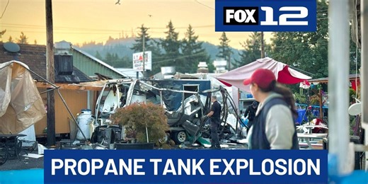 Propane tank explosion damages 8 food carts, 2 buildings in SE Portland