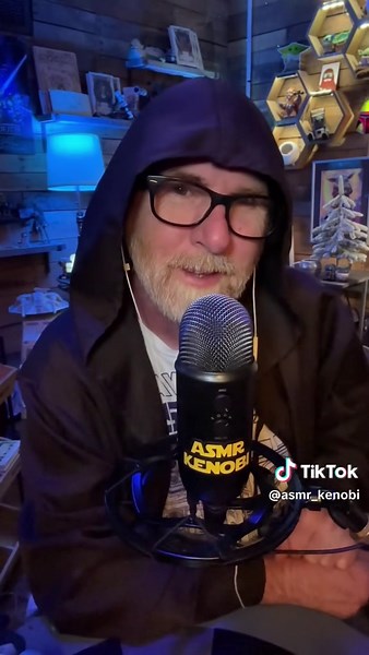 Merry Christmas to all of my Jedi and Padawan! #asmrkenobi