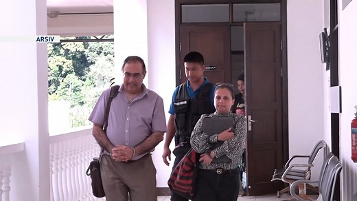 🔴 𝐑𝐞𝐩𝐨𝐫𝐭𝐚𝐳: Dan sa ka Zarm ek Prevansyon Terorizm, Mukesh Valabhji in ganny plis letan pou verifye bann zarm ki lapolis i dir zot ti sezi kot son rezidans, Morne Blanc. | SBC - Seychelles Broadcasting Corporation