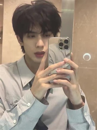 Song Weilong TikTok & More: Chinese Actor & CDrama Clips
