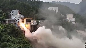 China tests new hydrogen-oxygen rocket engine in preparation for Moon landings