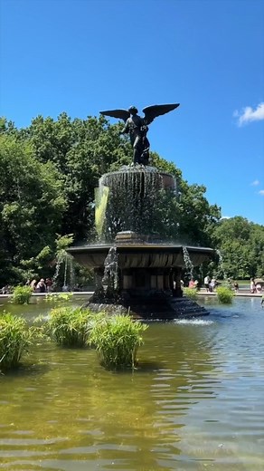 Ein schöner Park an der Bethesda Terrace im Central Park | NewYork - NewYorkCity.de