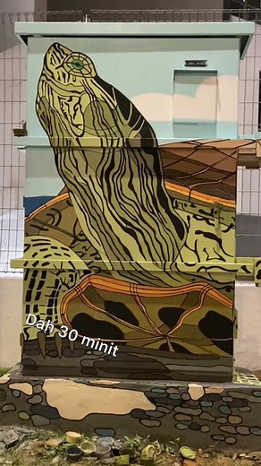 Colorful Muralists Transform Feeder Pillar for a Gempakviral Art Display