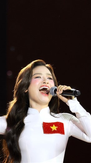 Test file MP4 Canon EF800f5.6 cùng Dương Hoàng Yến | Đỗ Thanh Bình