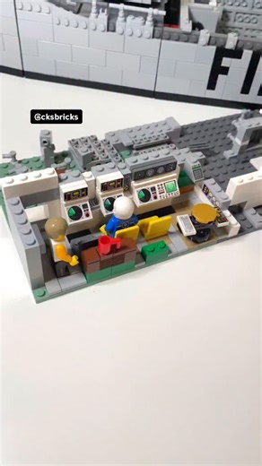 HMS Leander - Operations Room...Ready to install 😉 Please Follow, Like and Share if you like what you see - thank you! ‘HMS Leander’ Type 12I (12 ‘Improved’) class Royal Navy Frigate - 1:92 scale project. Follow CKS Bricks for more ! Suggestions, shares and likes very welcome indeed. Support links in my Bio. I really do appreciate it! Cheers, Chris #cksbricks #afol #lego #legoship #shipbuilding #modelship #navy #legophotography #legostagram #legocommunity #warship #sailorlife #shipping #ship #l