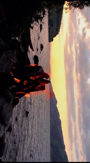 Sounds of the water rippling as the flames crack 🔥 #asmrtiktoks #mothernature #focus #unwind