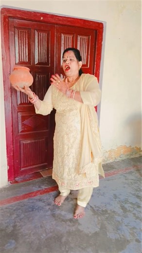 Chandi Ki Daal Par Sone Ka Mor | Matki Dikha Tu Tod Ke | Hello Brother | #shorts #love #oldsong #fyp