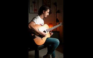 47 年Django 录制了“Duke and Dukie”频繁使用三全音，可以看作是爵士乐历史上新运动的一部分