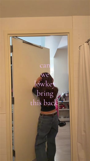 Reviving Baby Bangs: A Trendy Comeback