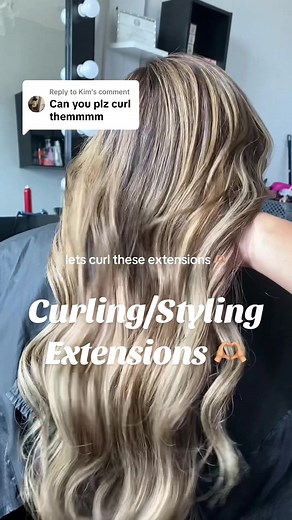 Alexandra Hinojosa on TikTok