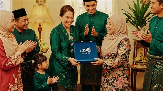 Selamat Hari Raya Aidilfitri, Maaf Zahir dan Batin 🌙 Klik untuk saksikan ucapan Hari Raya daripada kami! – Komunikasi Strategik Kumpulan