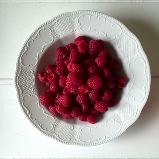 How to- Make raspberry coulis