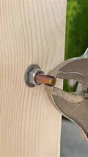 2.7K views | A clever technique for securing a nut you may have never seen before. #DIY | Tips.Hacks | Facebook