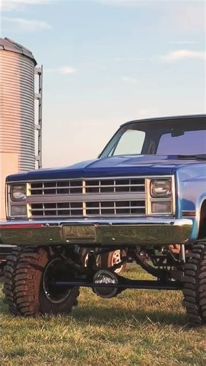 1980 box chevy silverado lifted