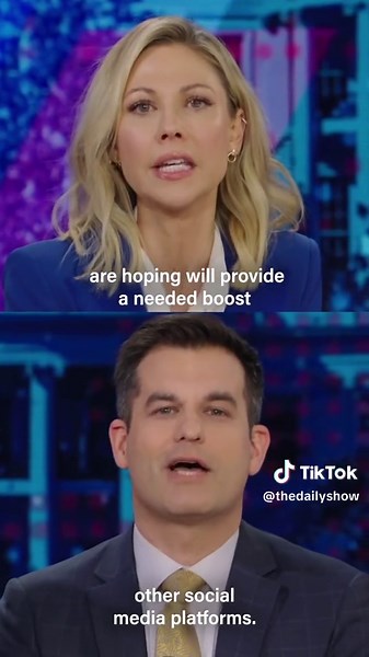 Desi Lydic and @Michael Kosta are extremely locked in #DailyShow #MichaelKosta #DesiLydic