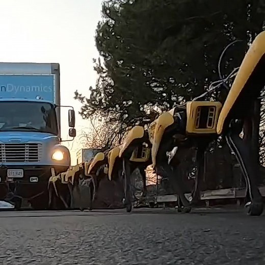 Amazing Robo-Dogs Pull a Truck in a Parking Lot 🤖 via Boston Dynamics | Interesting Engineering