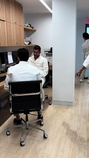 Dr. Brett visited the #newyork office before flying down to #miami to officially join the team. #cosmeticdentist #smilemakeover @Brett Stein DMD MMSc