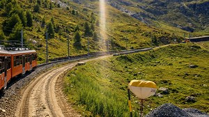 Chemin de fer du Gornergrat : panorama sur le Cervin depuis Zermatt (4K)